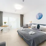 Aquamarina Prima Deluxe With Sea View By Renters Apartment Miedzyzdroje