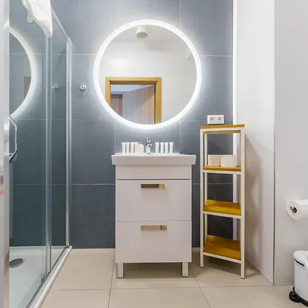 Aquamarina Prima Deluxe With Sea View By Renters Διαμέρισμα *