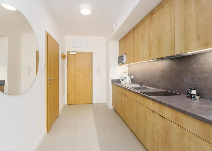 Daire Aquamarina Prima Deluxe With Sea View By Renters